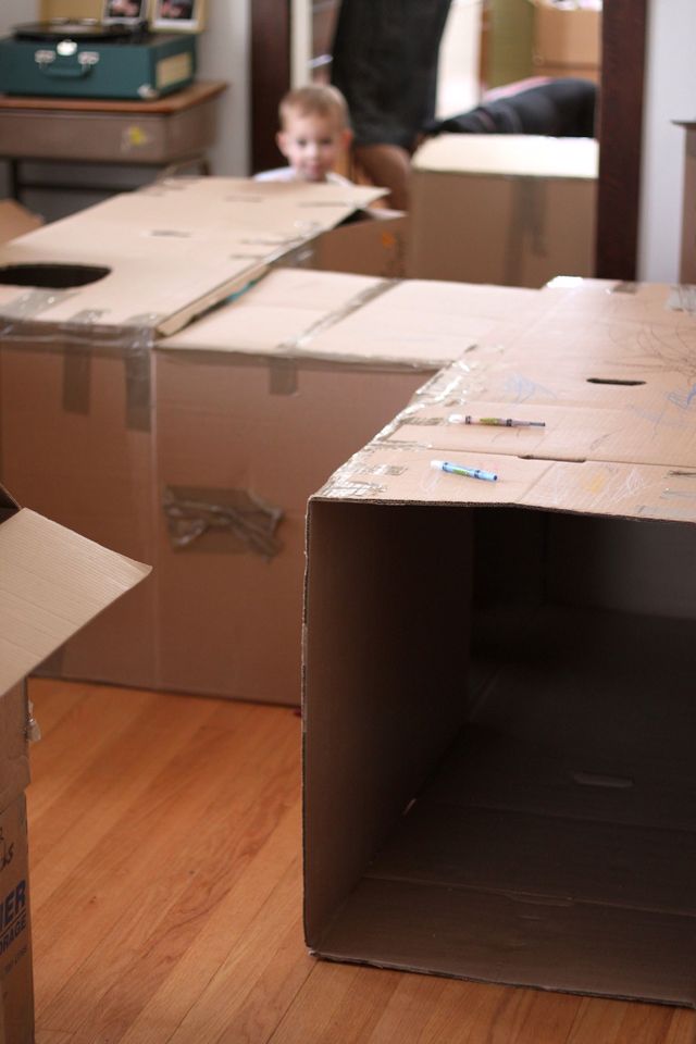 20 Genius Ideas To Play With Cardboard Boxes - PLAYTIVITIES