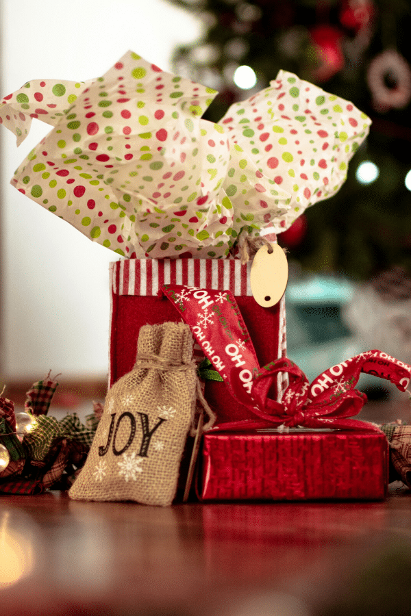 30 DIY Christmas Gift Ideas You Can Make at Home - PLAYTIVITIES