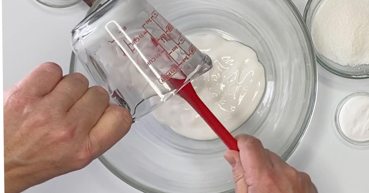 how to make Strawberry Milkshake Slime
