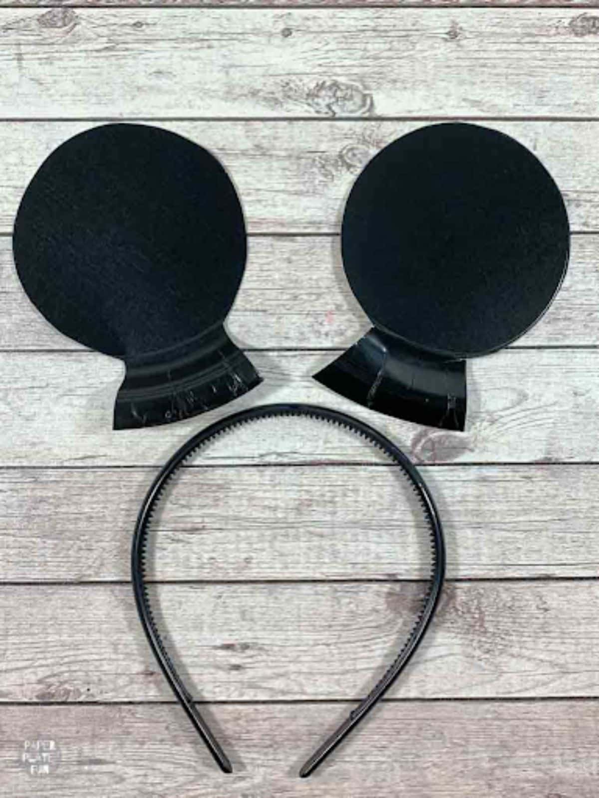 Paper Plate Mickey Mouse Ears